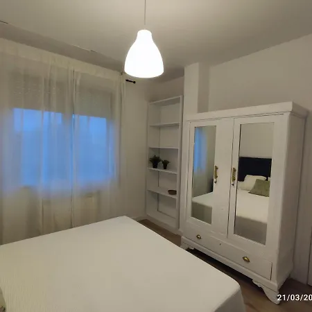 Casa Dina Apartment *